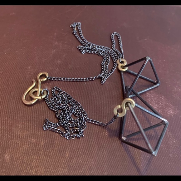 Intersecting Polyhedrons necklace #1 - Picture 3 of 5